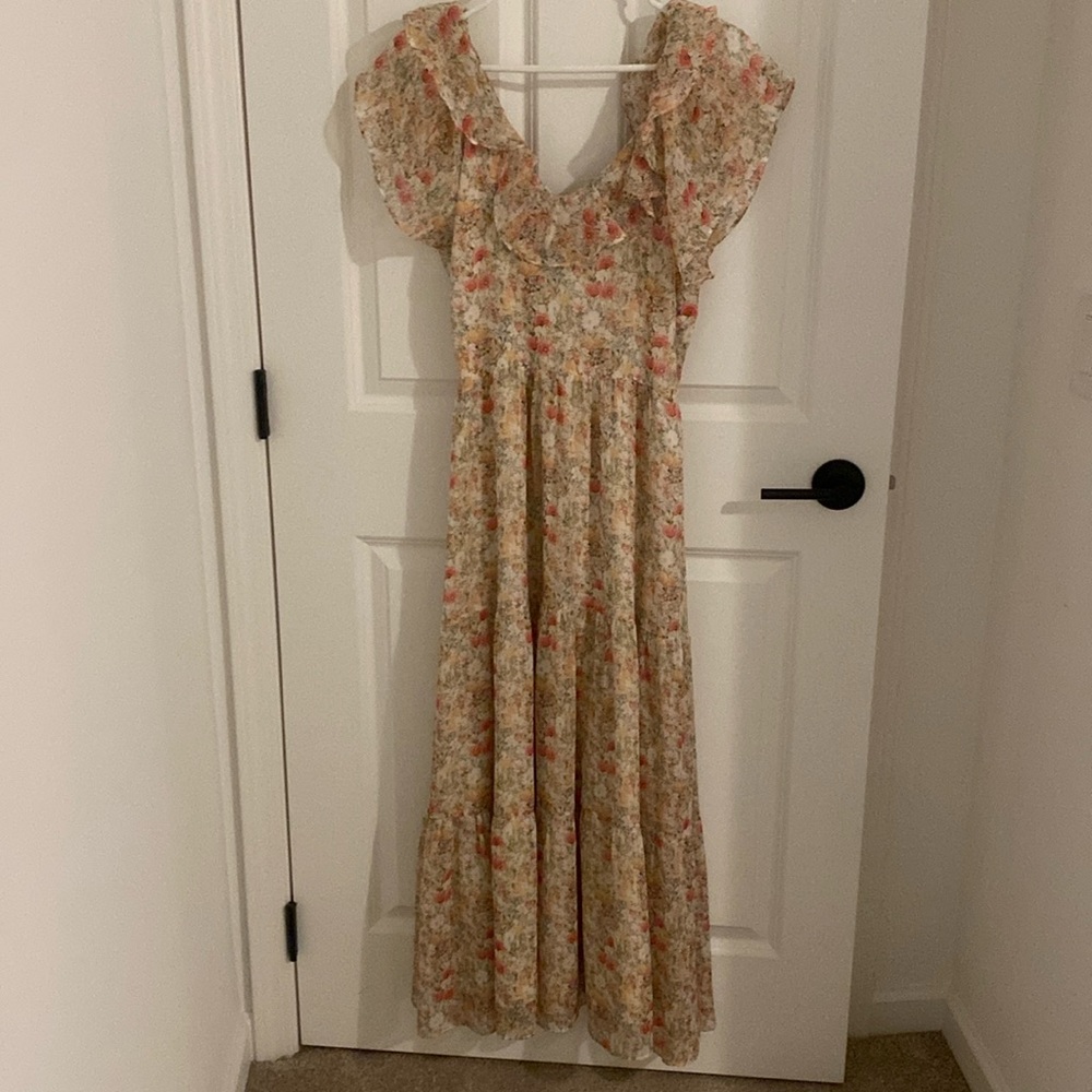 Cream Floral Maxi Dress - size medium
